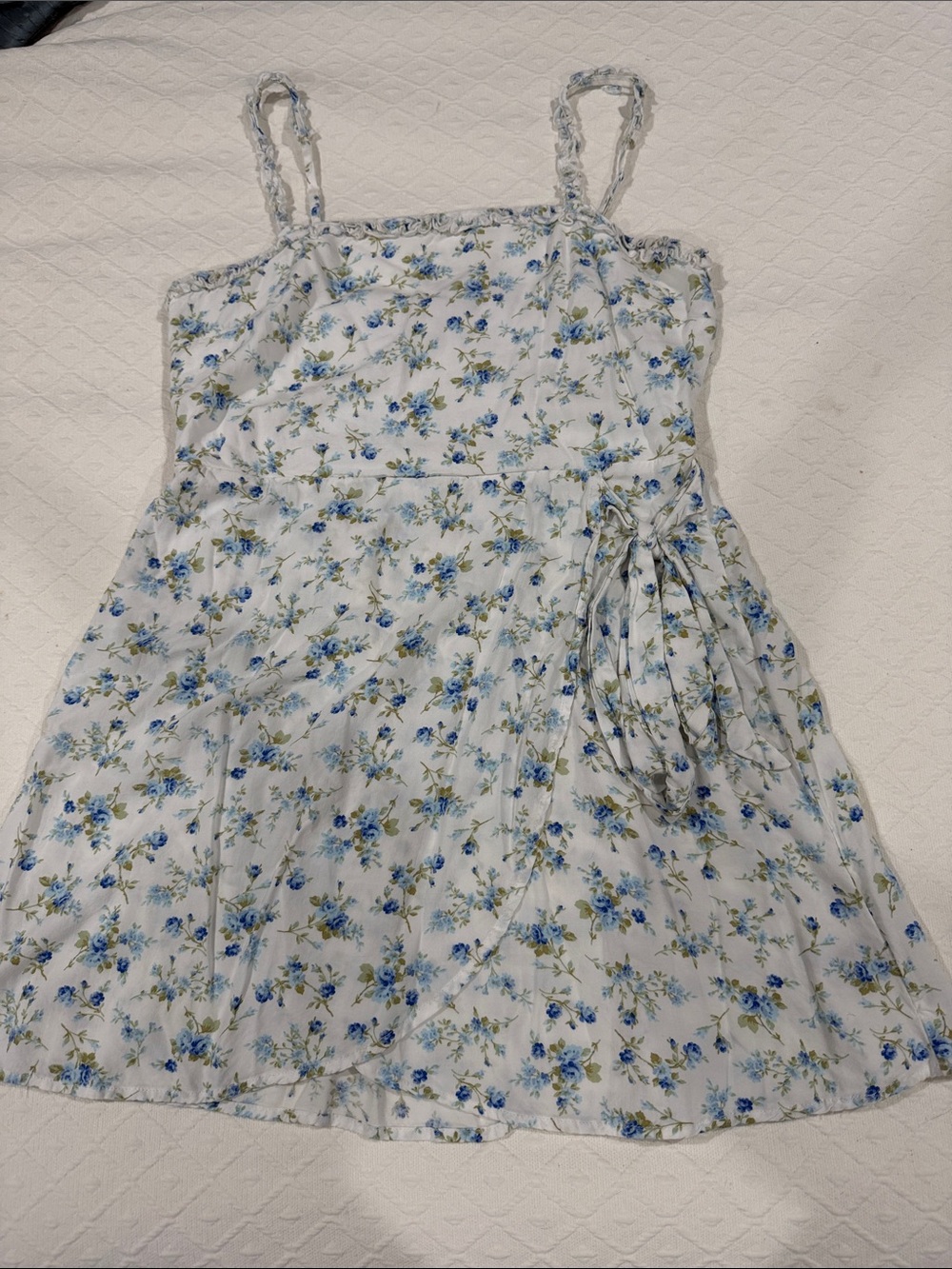 White Floral Tie-Waist Wrap Sundress with Blue Flowers - XL